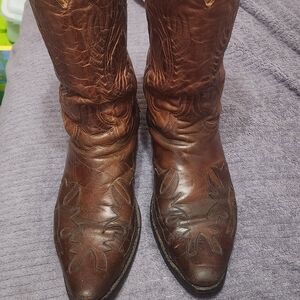 Classic Brown Western Cowboy Boots